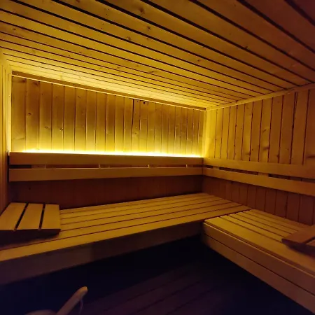 Luxe Met Sauna De Barn ברחן